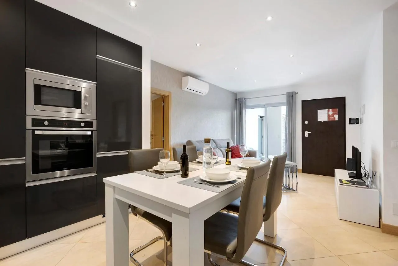 Tourismer F Apartment Lagos