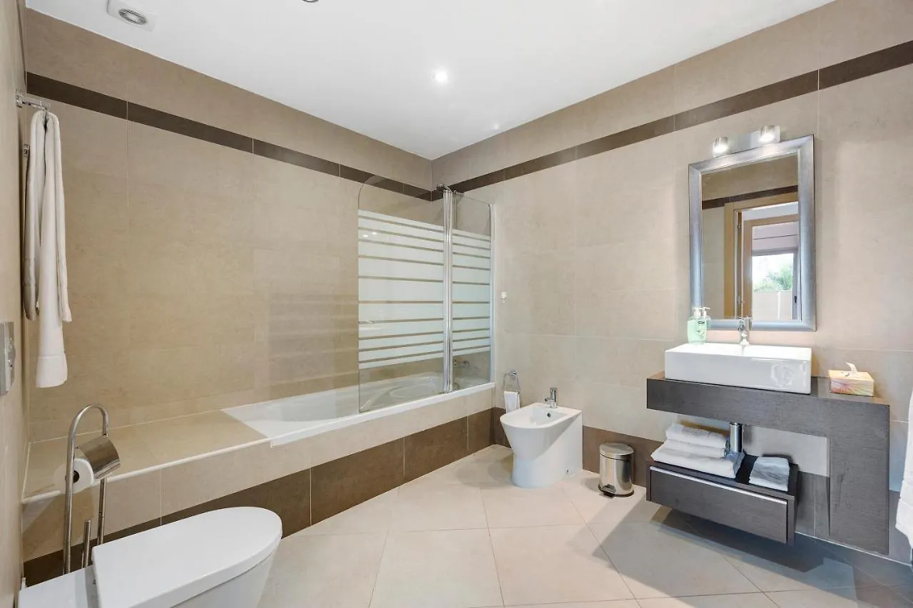 Tourismer F Apartment Lagos